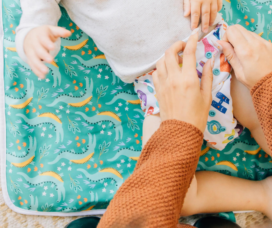 Choosing Cloth Diapers: A Sustainable and Practical Diapering Option for Canadian Families - Nest and Sprout