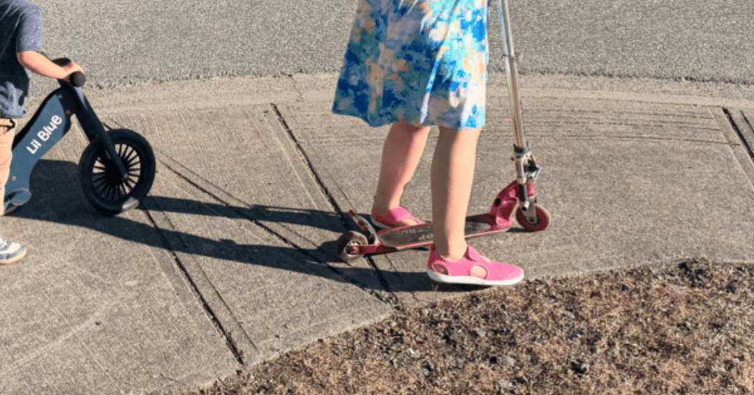 My 9 and 10 Year Olds Are Wearing Reima Rantaan Sandals This Summer — Here's Why - Nest and Sprout