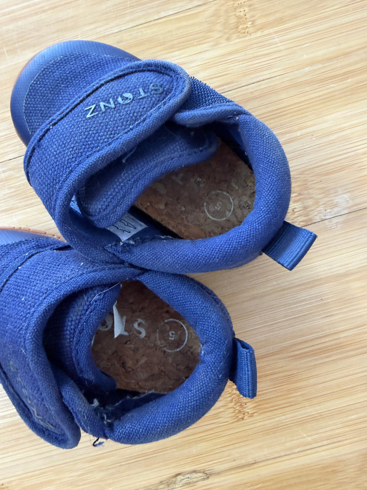 Stonz Shoe – 5 | Cork Base | Navy