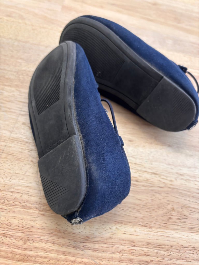 Joe Fresh Size 10 Navy SHOES - Nest and Sprout - Consignment