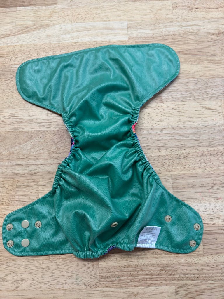 Floral Diaper Cover – One Size | Green Exterior | Play - Nest and Sprout - Consignment