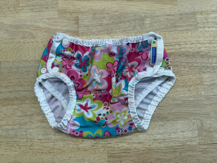 Motherease Swim Dipaer – L (30–40lbs) | Pink Floral Made in Canada - Nest and Sprout - Consignment
