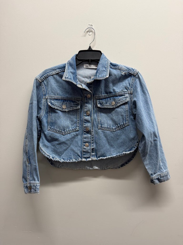 Zara Distressed Hem Denim Jacket – 11/12 | Snap-Up - Nest and Sprout-Consignment
