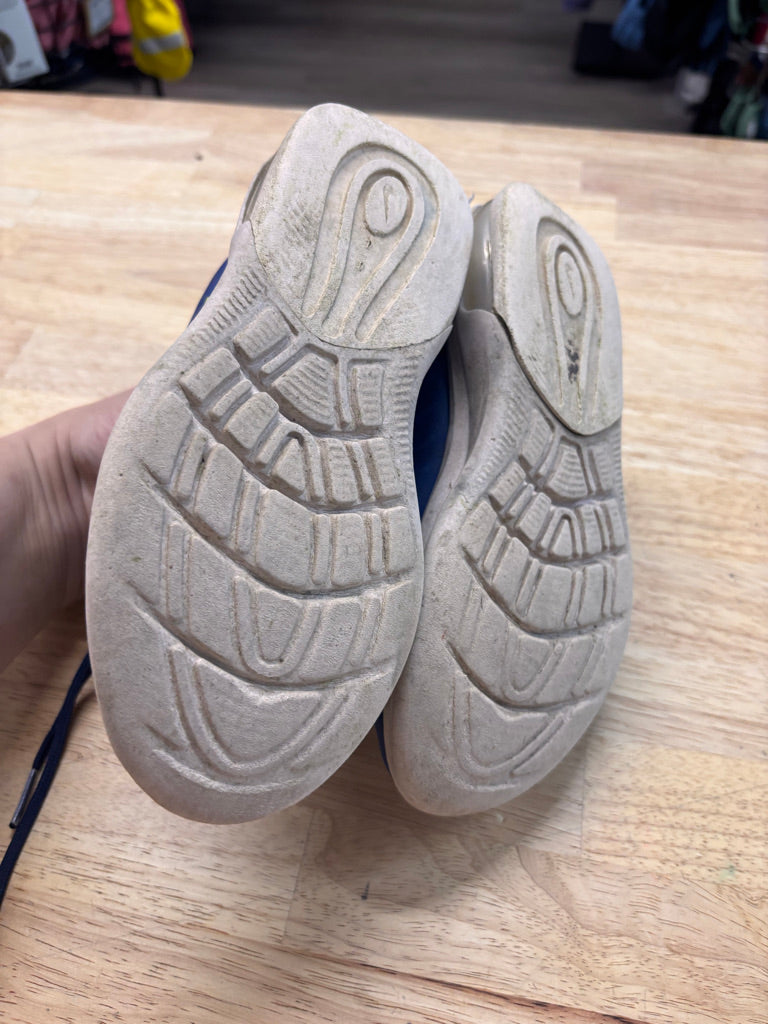 Nike Runners – Size 12