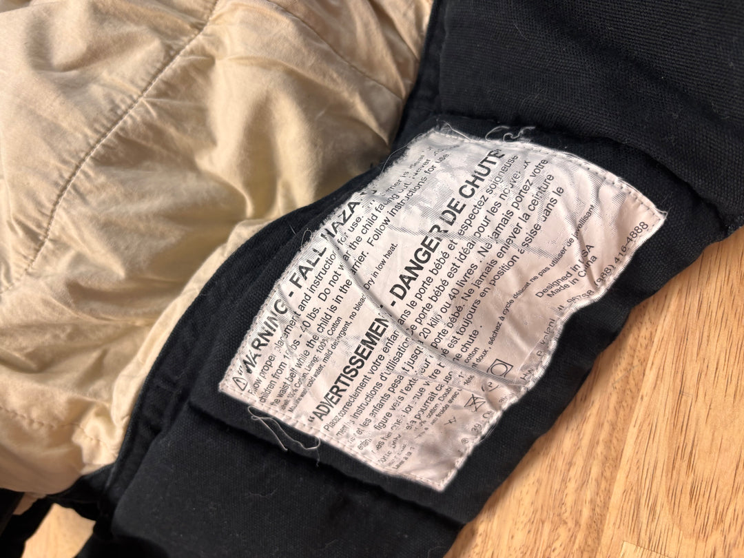 Ergobaby Carrier Black/Beige (Fair Used)