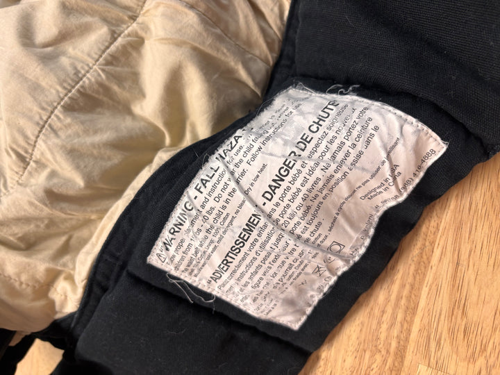 Ergobaby Carrier Black/Beige (Fair Used)