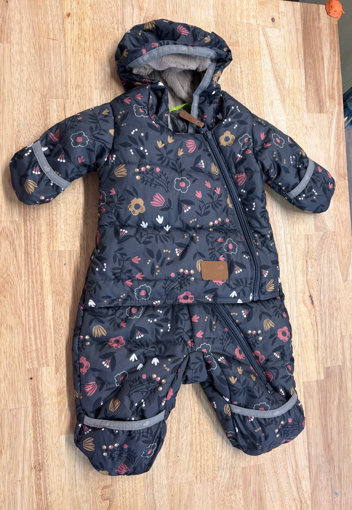 Perlimpinpin Car Seat Safe Snowsuit – Size 6-12M Charcoal Floral