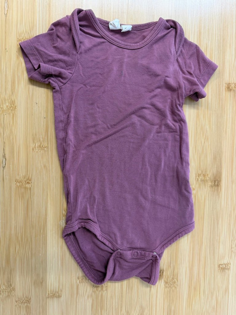 Kyte Baby Bodysuit – 12–18M | Wine Purple | Play - Nest and Sprout-Consignment
