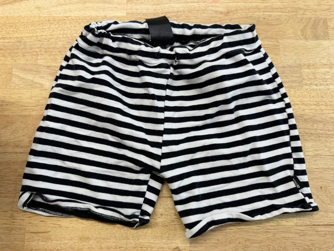 Whistle & Flute Black & White Stripe Short – 11/12 | Play - Nest and Sprout-Consignment