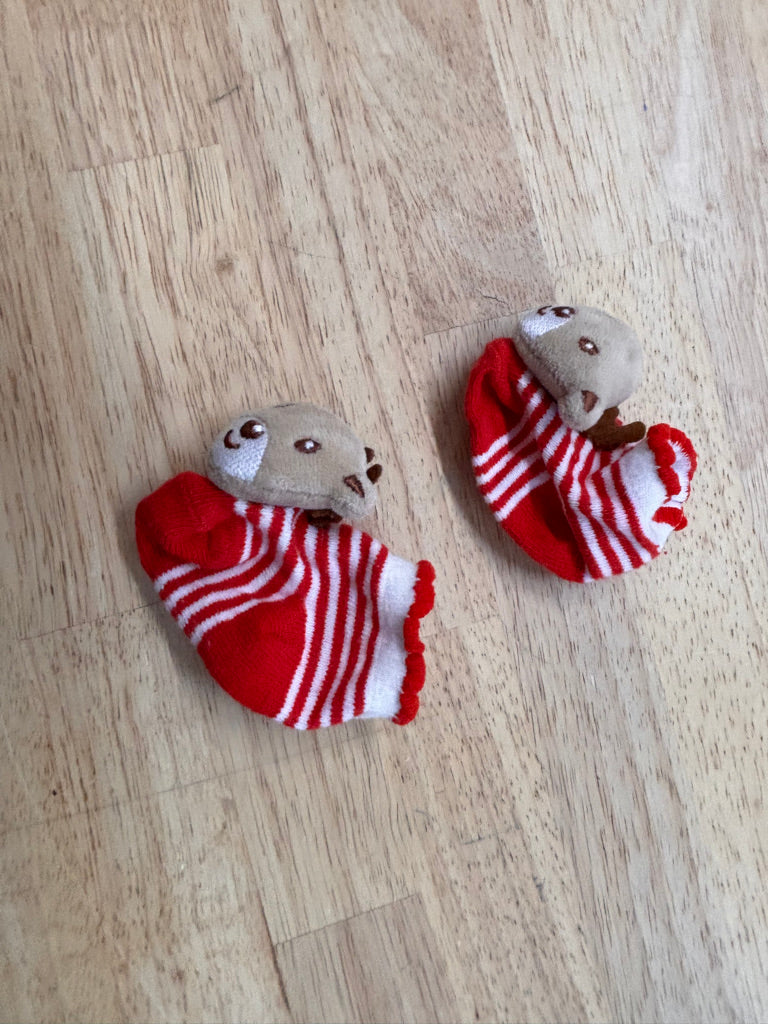 Rattle Socks – Size NB (Red/White Stripes with Deer)
