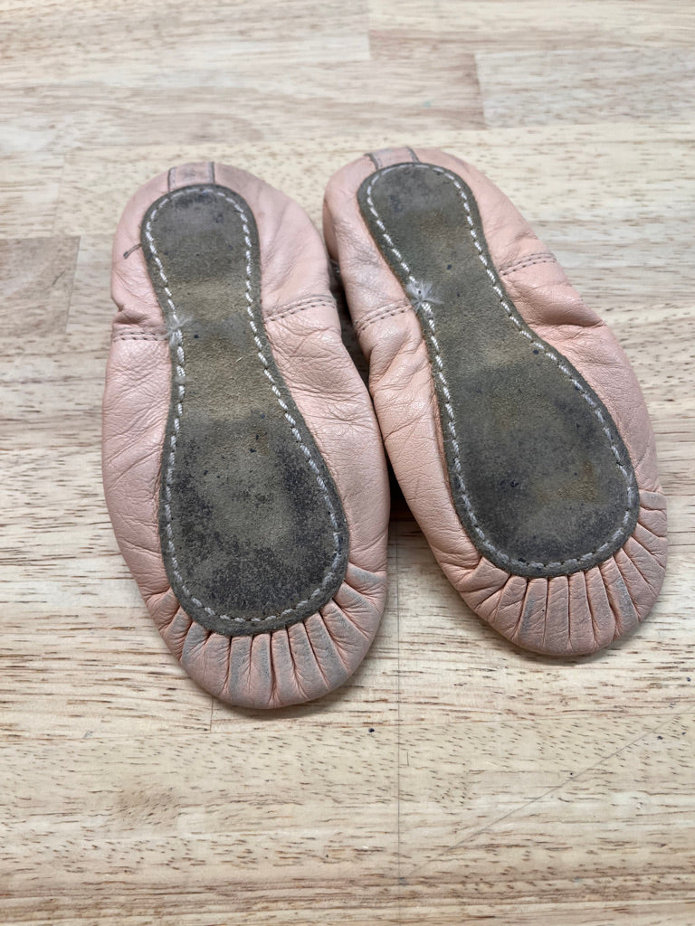 Capezio Size 12M Ballet Slippers