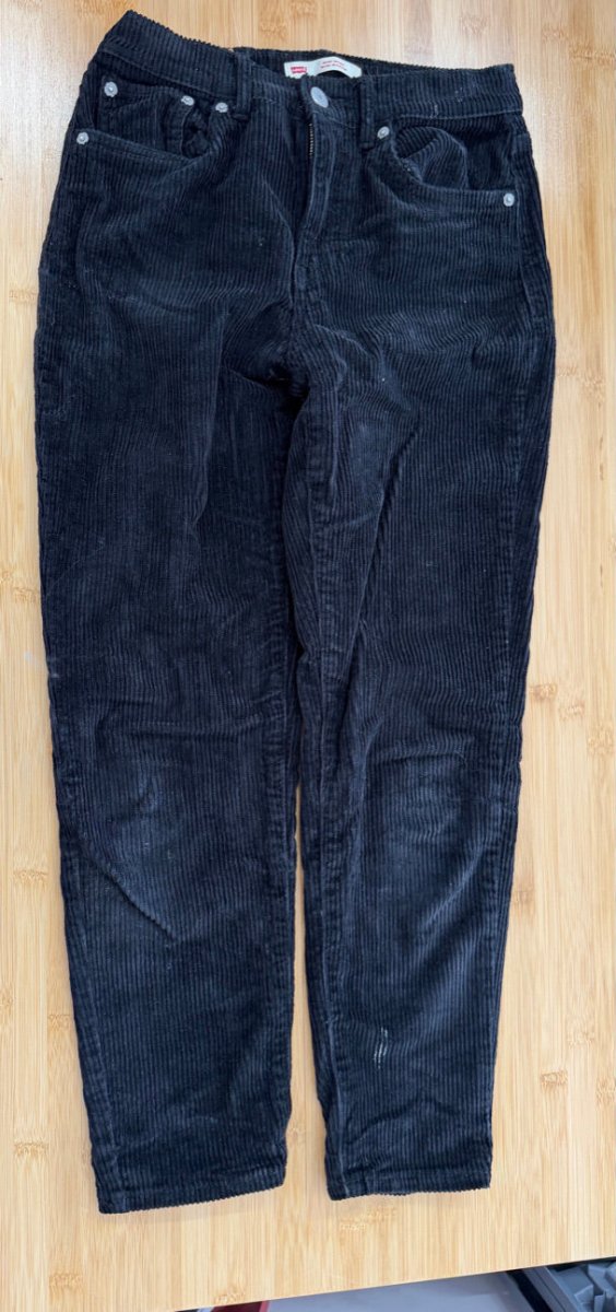 Levi's Mini Mom Corduroy Pants – 12 | Black | Play - Nest and Sprout-Consignment
