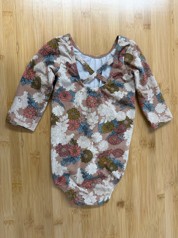 Little & Lively Bodysuit – 3/4T | Brown Floral Long Sleeve