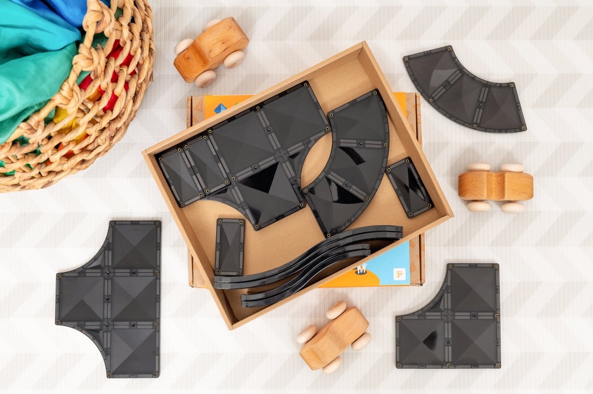 Connetix Ramps & Intersections Pack, 16 piece - Nest and Sprout - Connetix