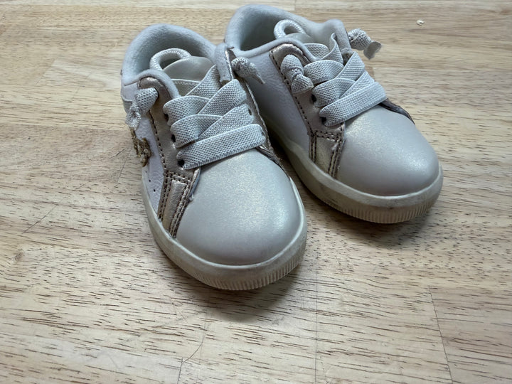 OshKosh White & Gold Lace-Up Sneakers – 4