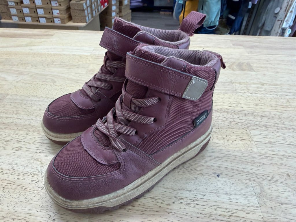 H&M Waterproof Ankle Boots – 11e | Magenta/Burgundy | Play - Nest and Sprout-Consignment