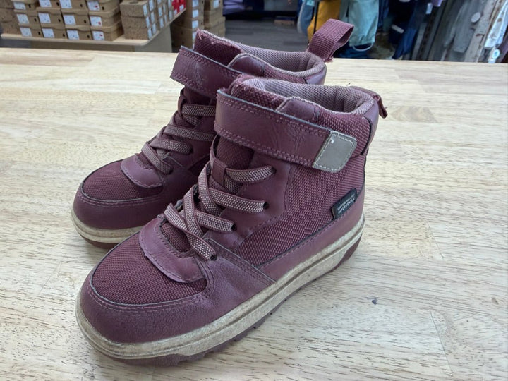 H&M Waterproof Ankle Boots – 11e | Magenta/Burgundy | Play - Nest and Sprout-Consignment