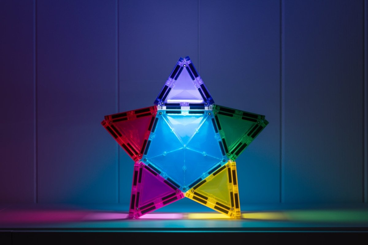 Connetix Light Star Pack, 28 Pieces - Nest and Sprout - Connetix