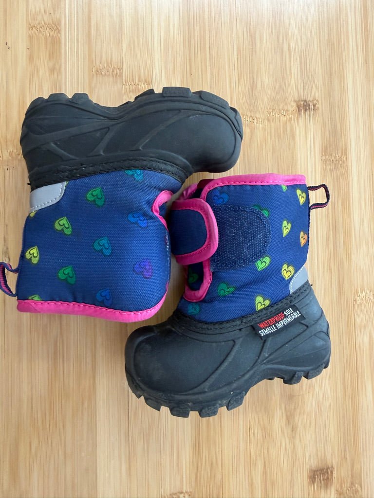 Snoboots Insulated Galosh Boots – 4 | Navy Hearts Pink Edging Velcro - Nest and Sprout-Consignment