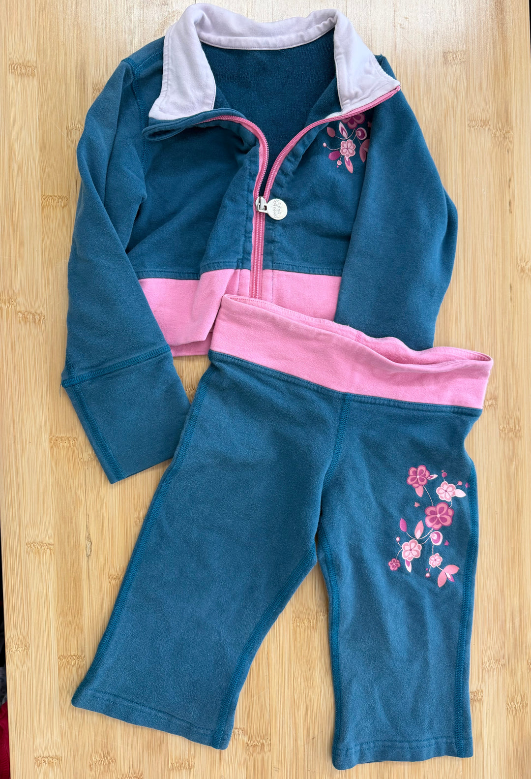 Peekaboo Beans Two-Piece Set – Est. 2–3Y | Turquoise & Pink No Tags | Play