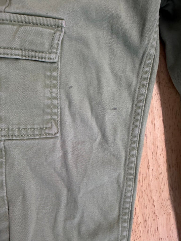 Levi's Cargo Jogger – 5 | Light Green Floral Elastic Detail - Nest and Sprout-Consignment