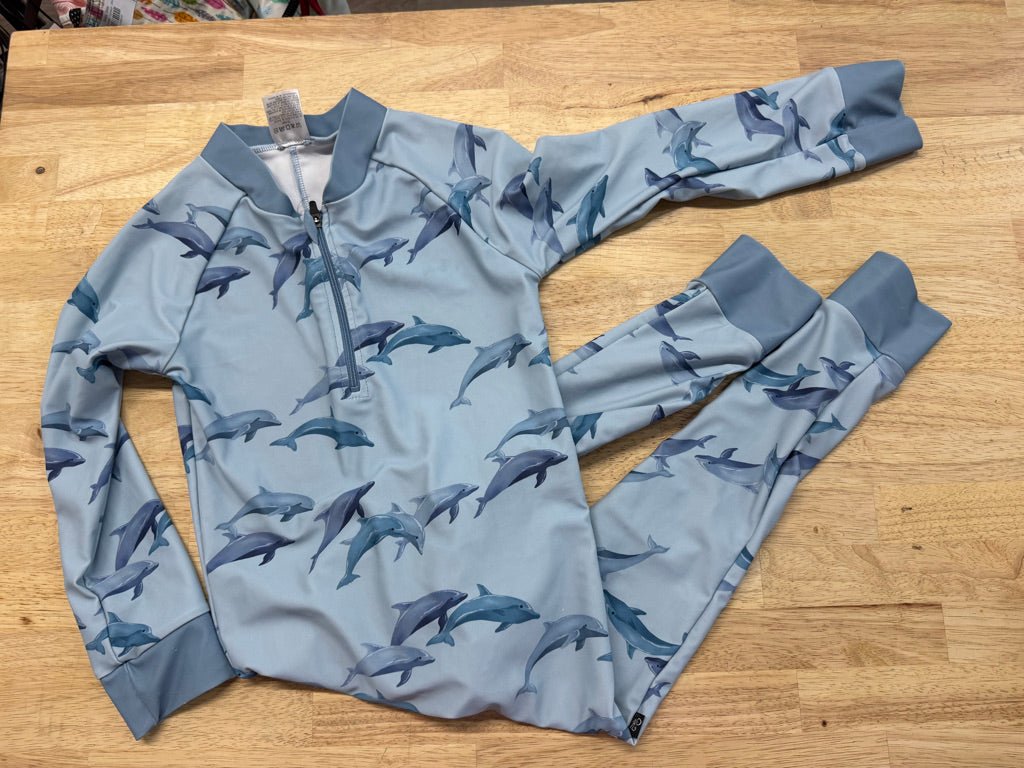 Honeysuckle Swim Rash Guard – 5 | Whale and Dolphin Print - Nest and Sprout-Consignment