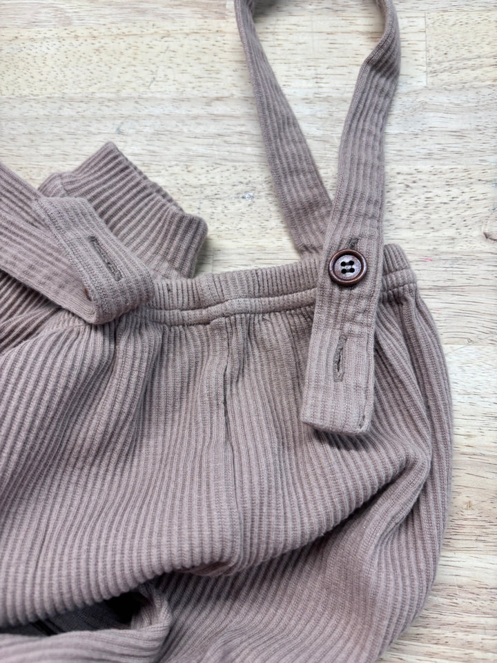 Three Bees Baby Suspender Pants – 3–6M