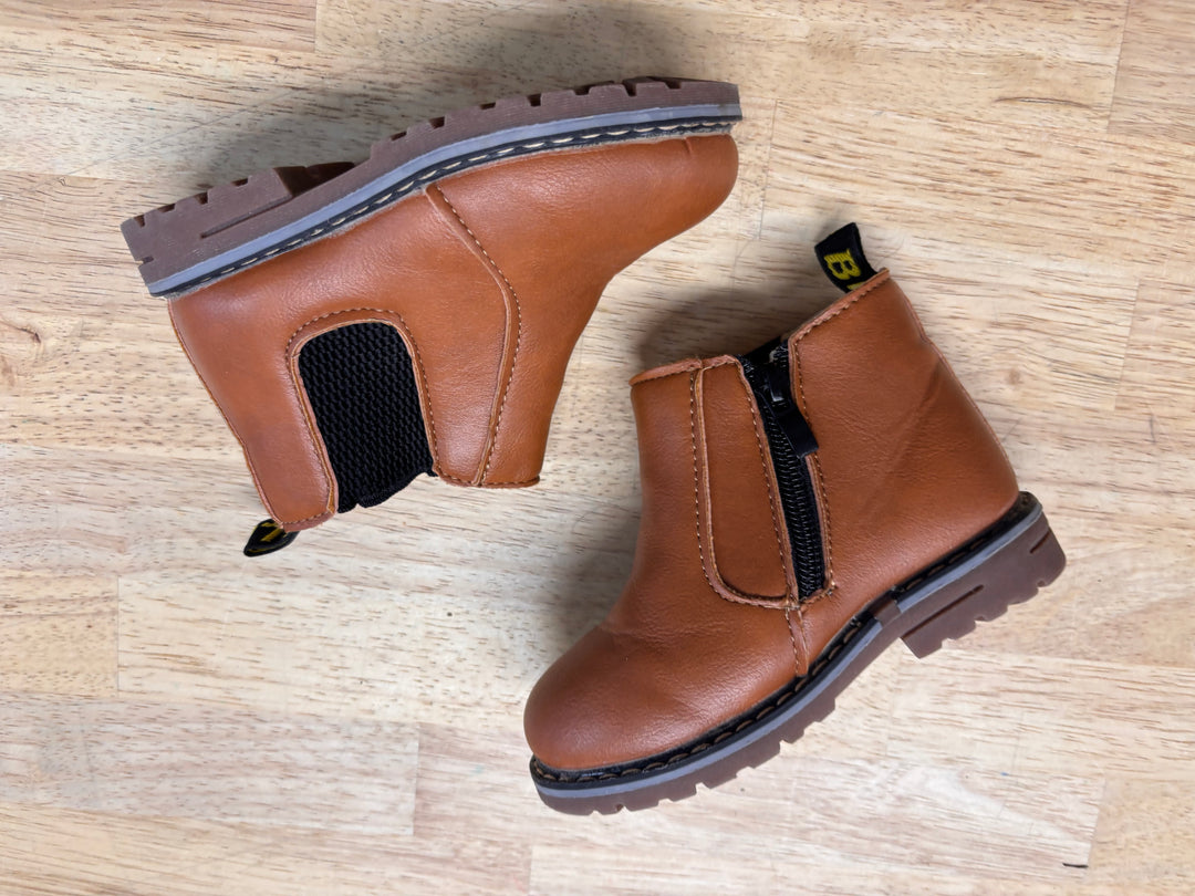 Chestnut Faux-Fur Ankle Booties – Size 24