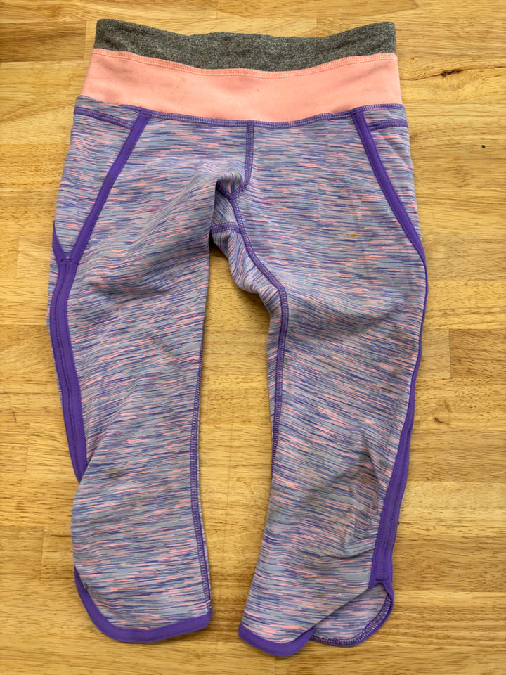 Ivivva Capris 8Y – Pink/Purple Print PLAY
