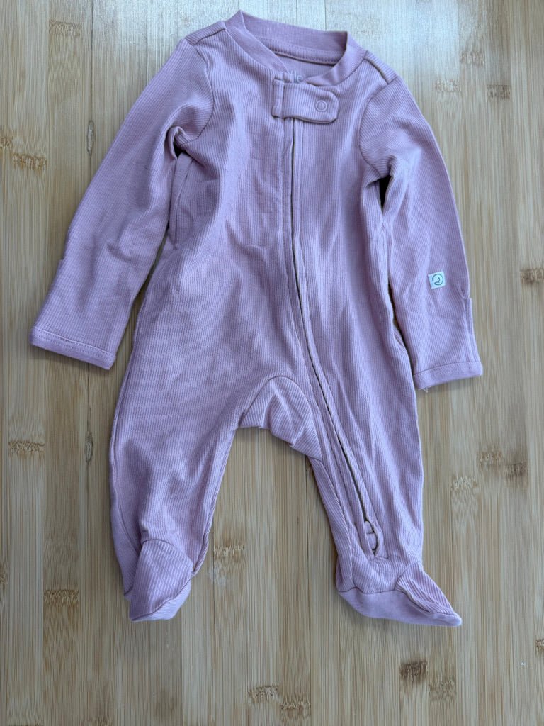 Little Planet by Carter's Organic Ribbed Sleeper – NEWBORN | Pink Two-Way Zip