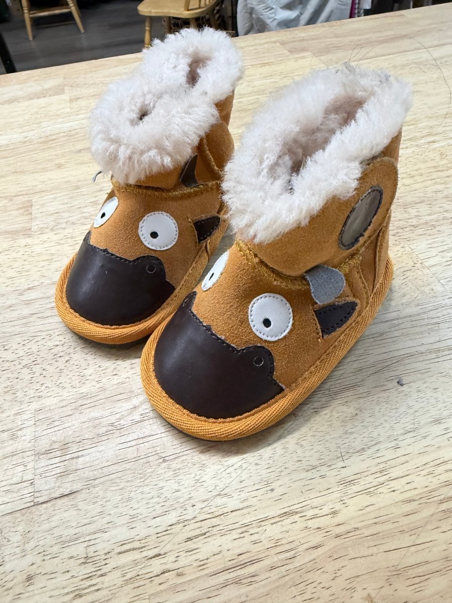 EMU Australia Giraffe Walker Wool Suede Shoes – 6-12 Months (Size 4-5) | Decorative Plush - Nest and Sprout-Consignment