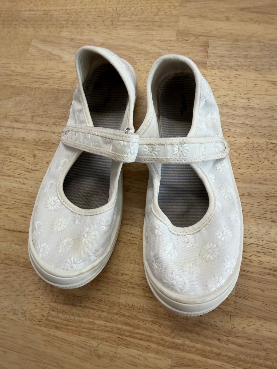 George Mary Jane Shoes – Youth 3 | White | Imperfect - Nest and Sprout-Consignment
