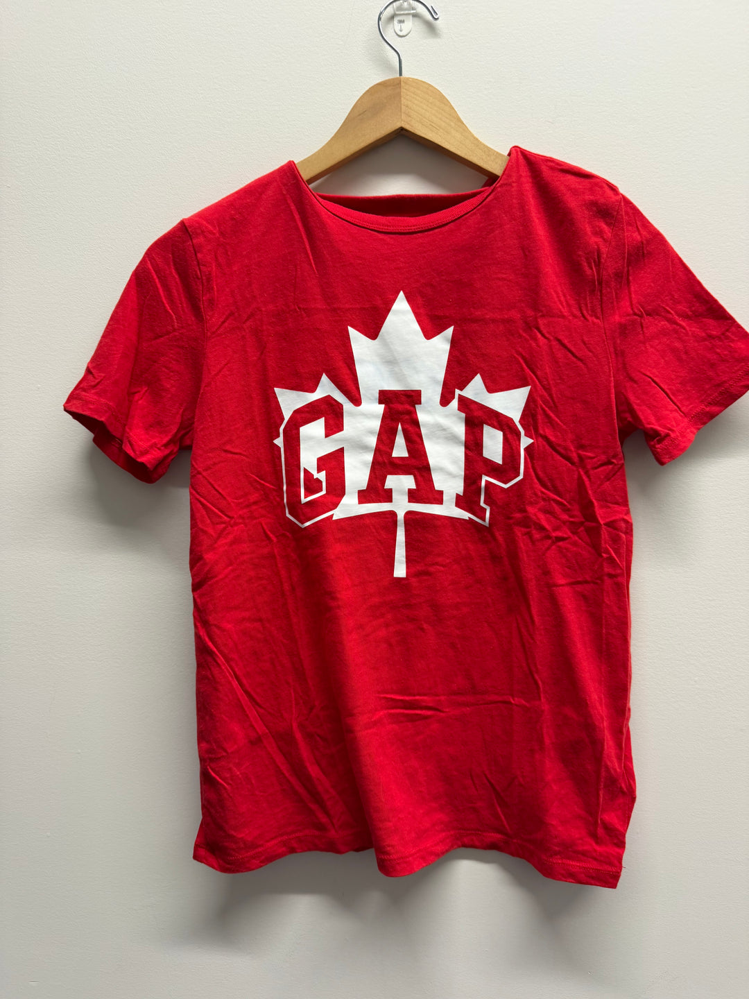 Gap Kids Maple Leaf Shirt – XL | Red