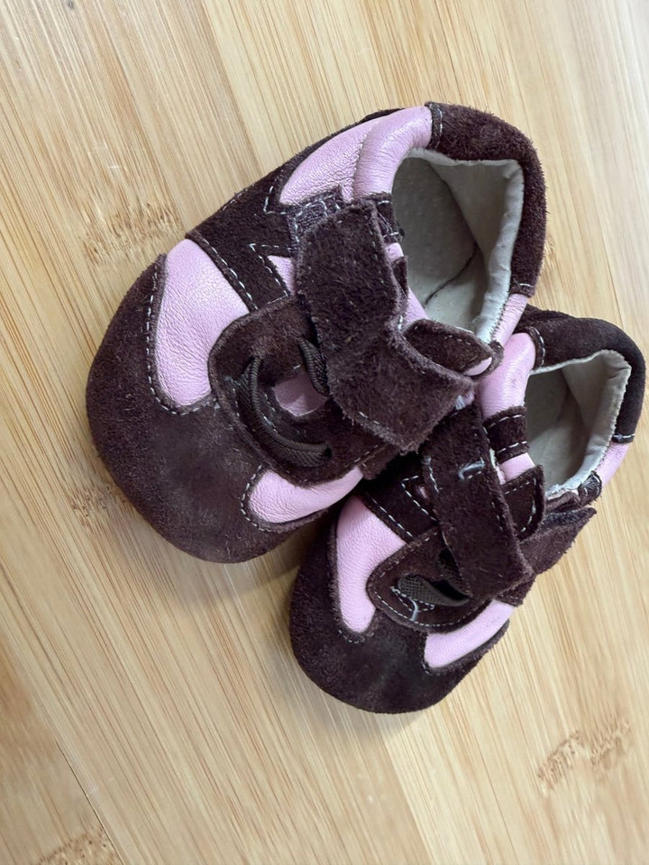 Smaller by Stride Rite Soft Sole Baby Shoe – 4 | Pink & Brown Velcro - Nest and Sprout-Consignment