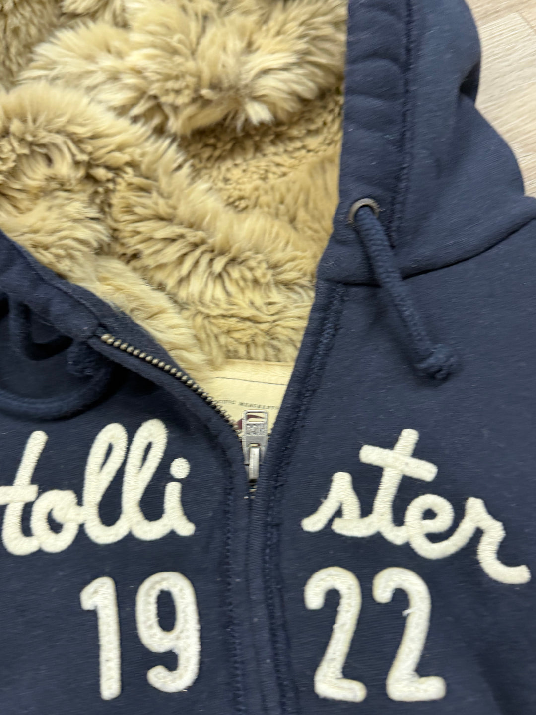 Hollister Zip Up Hoodie – Adult Small | Navy | Faux Fur Lined