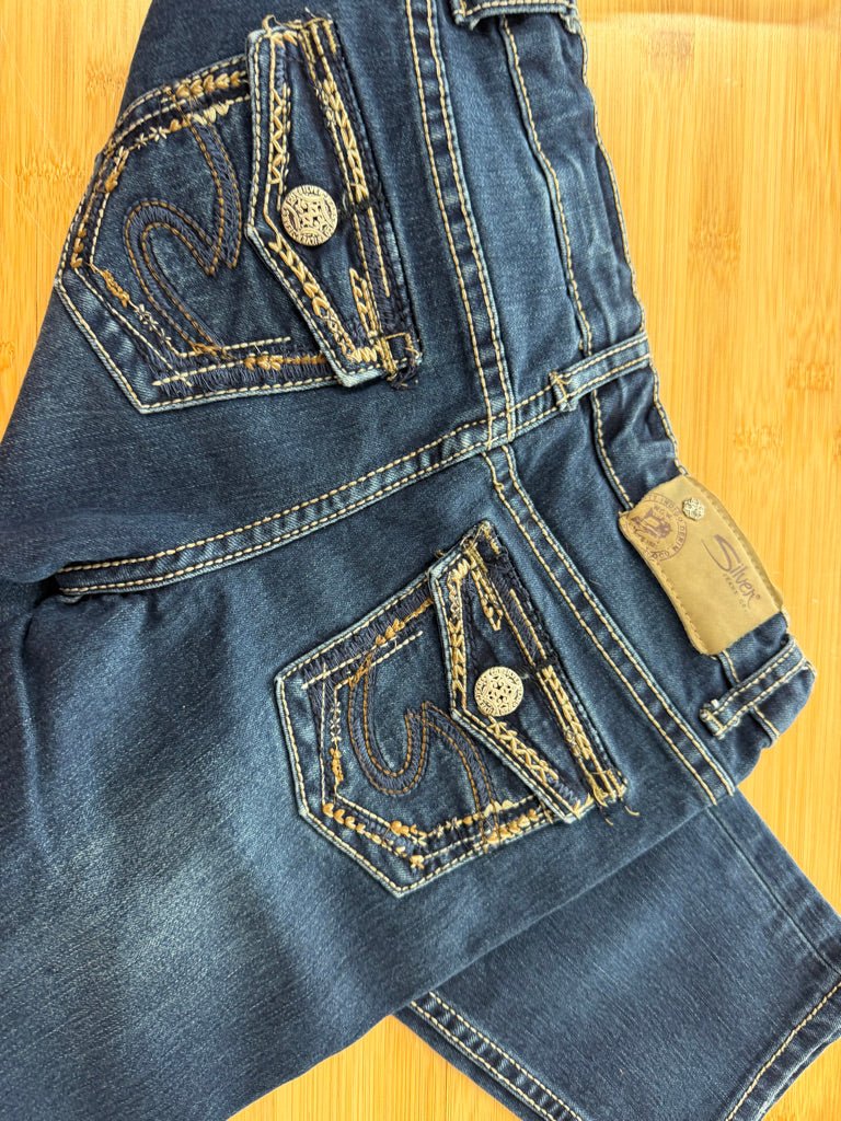 Silver Jeans Lai capri jeans – Youth 12 | Medium Dark Wash | Straight Leg - Nest and Sprout-Consignment