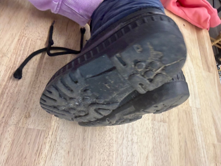 Kamik Navy & Black Galosh Snowboot – 8 - Nest and Sprout-Consignment