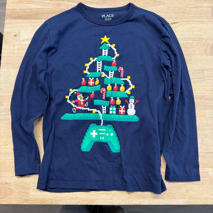 The Children's Place Super Mario Christmas Graphic T-Shirt – 10/12 | Like New | Holiday - Nest and Sprout-Consignment