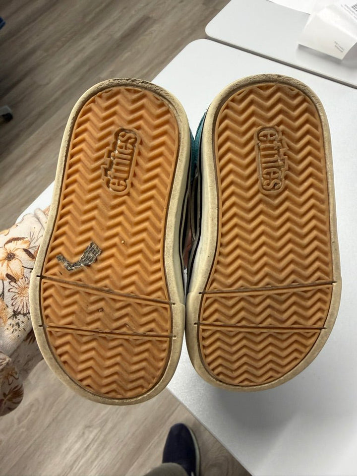 Etnies High Tops – 6 | Blue & Black Lace - Up | Play - Nest and Sprout - Consignment