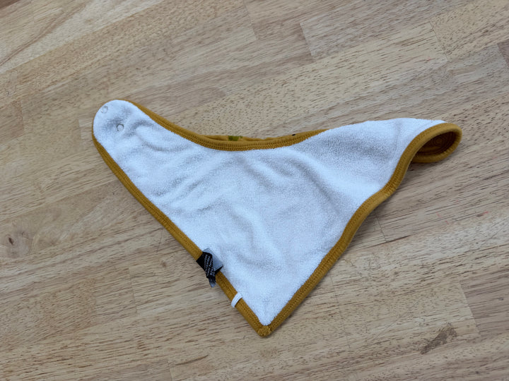 Kyte Baby Harry Potter Badgers Bib – One Size | Play