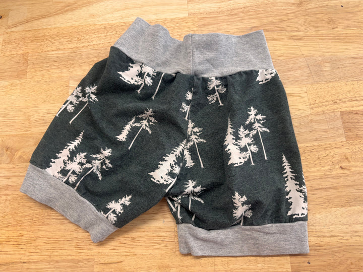 Squishy Lovable Creations Shorts – Size 4–7 play