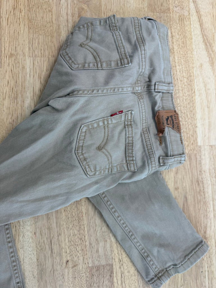 Levi's Light Brown Denim Pants – 5 | Red Elastic Inner Waist - Nest and Sprout-Consignment