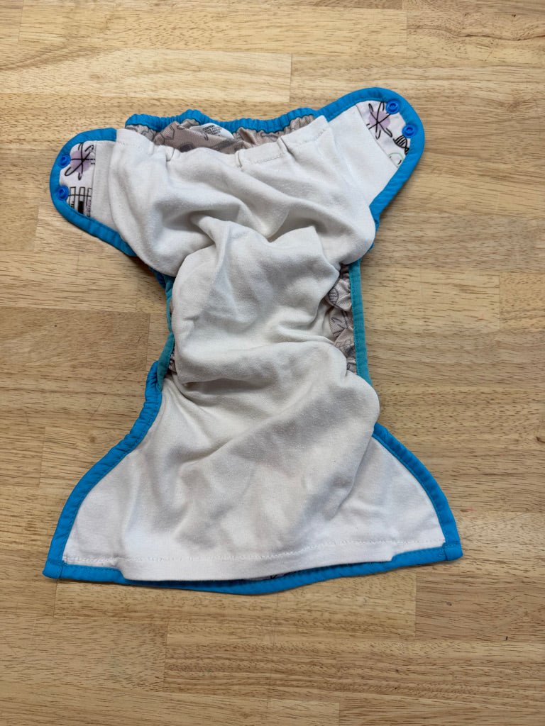 Thirsties Pocket Diaper – One Size | Natural Lining Science Print - Nest and Sprout - Consignment