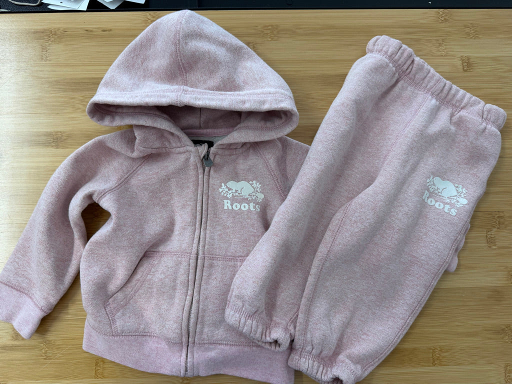 Roots Two-Piece Set – 12–18M | Light Pink Gold Glitter Logo | Play