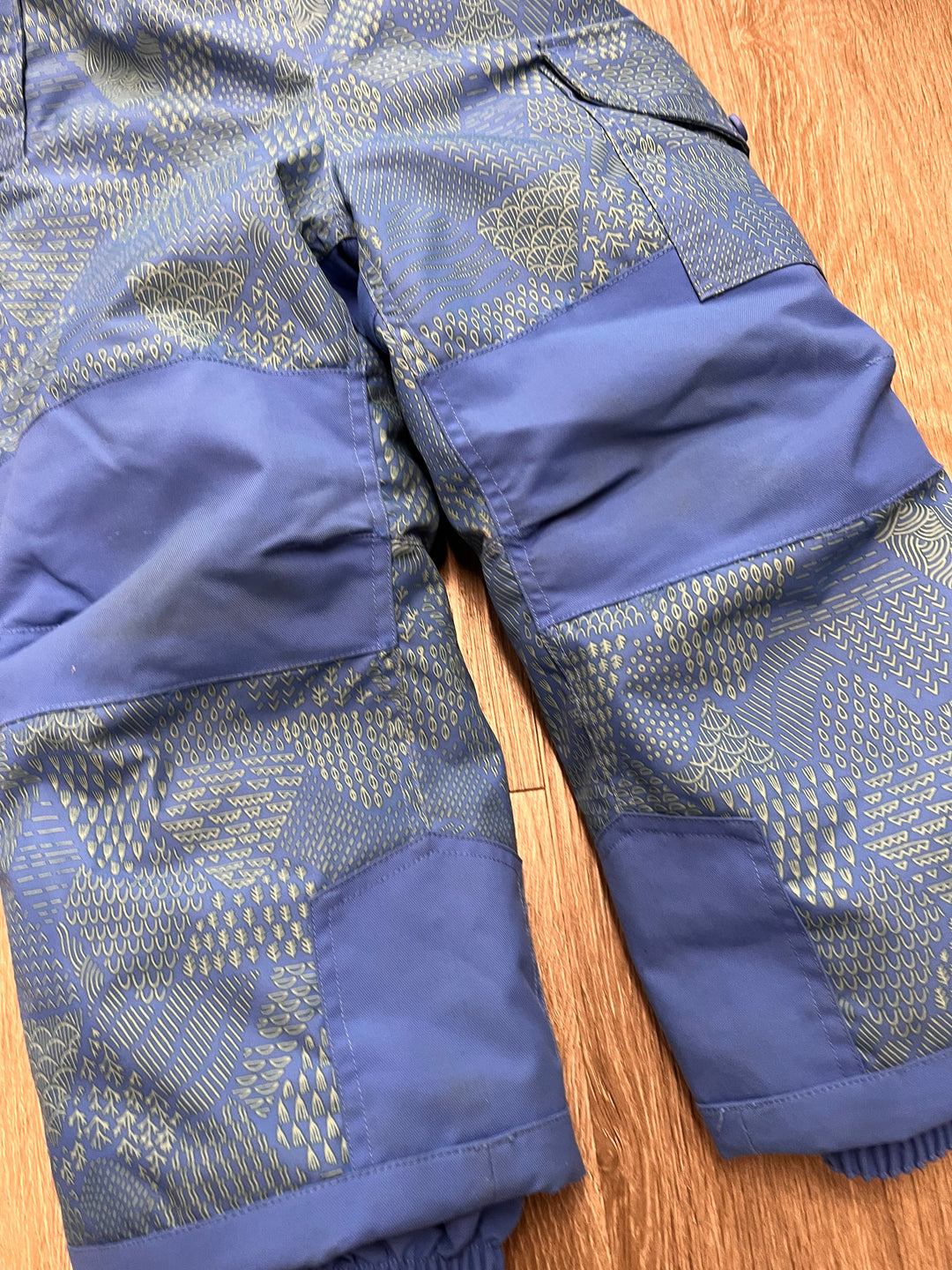 MEC Snowsuit – 4 | Blue Geometric Print