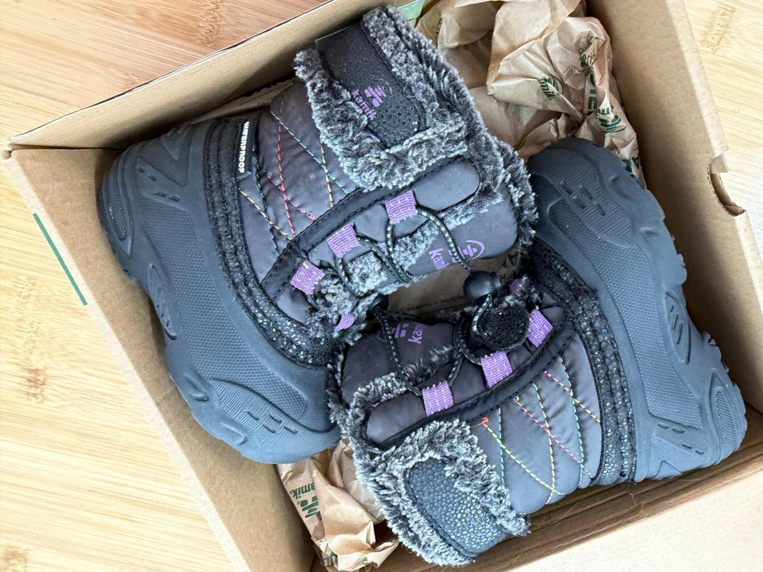 Kamik snow Boots – 6 | Orchid Star Print, Like New - Nest and Sprout-Consignment