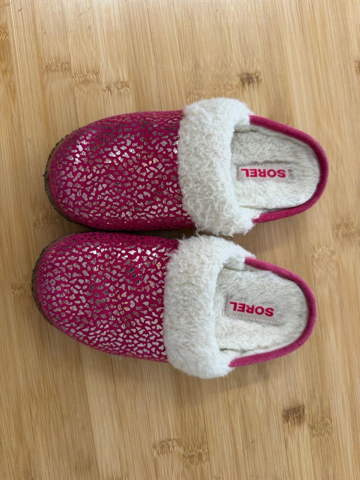 Sorel Pink Cheetah Print Slipper – Junior 1 - Nest and Sprout-Consignment