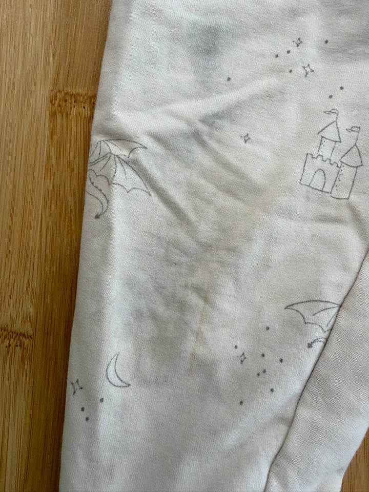 Quincy Mae Jogger Pants – 12–18M | Cream Dragon Castle Print | Play - Nest and Sprout-Consignment