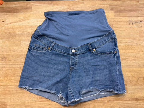 H&M Mama Maternity Shorts Size L IMPERFECT