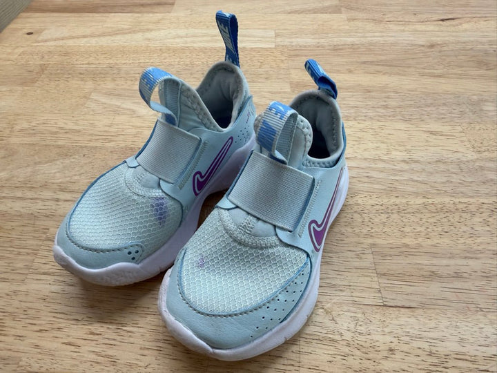 Nike Pull-On Runner – C8 (EU 24) | Light Blue | Play - Nest and Sprout-Consignment